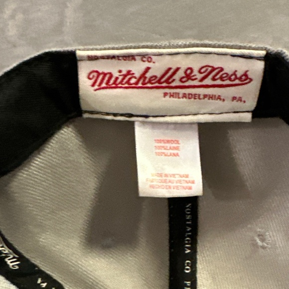 New England Patriots FLYING ELVIS Snapback Vintage Collection Mitchell Ness NFL - Picture 4 of 12